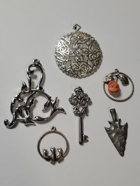 Silver Tone Pendant Lot